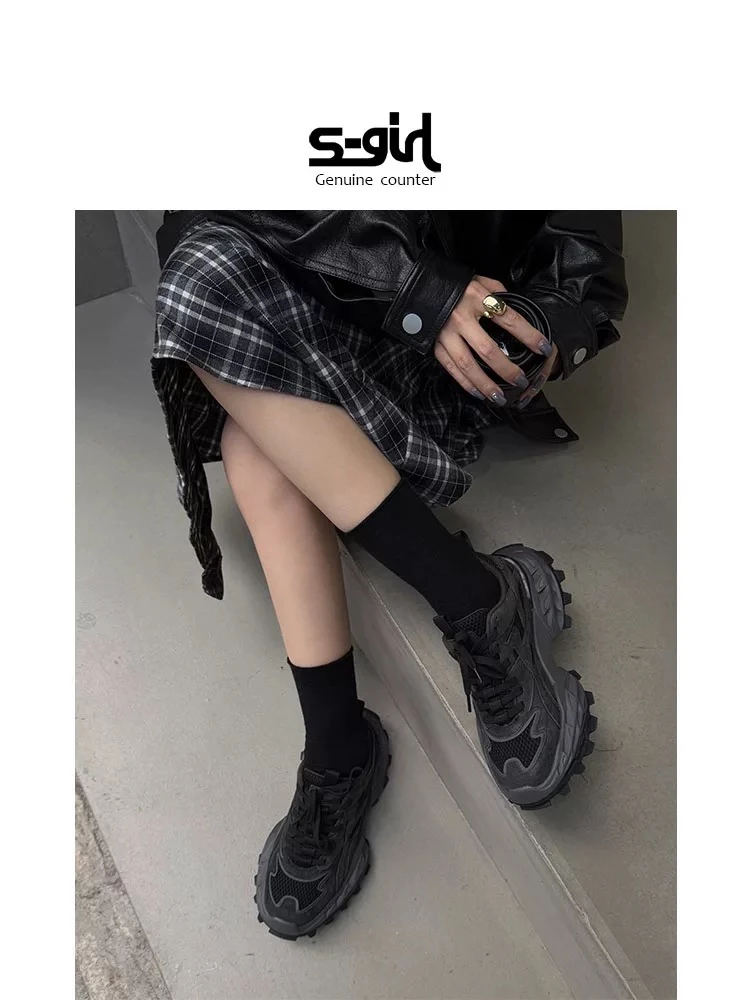 《遇见》2025新款纯黑老爹鞋