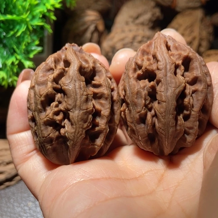 把件文玩核桃东北楸子小雪133