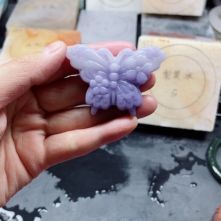 未镶嵌手镯石英质玉