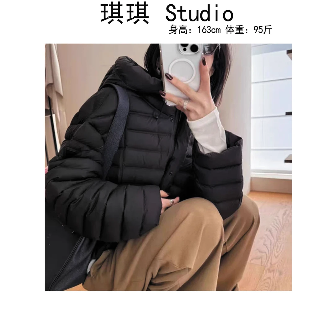 《琪琪家》冬季新款轻奢高级感连帽抽绳显瘦减龄排骨羽绒外套8588-Y