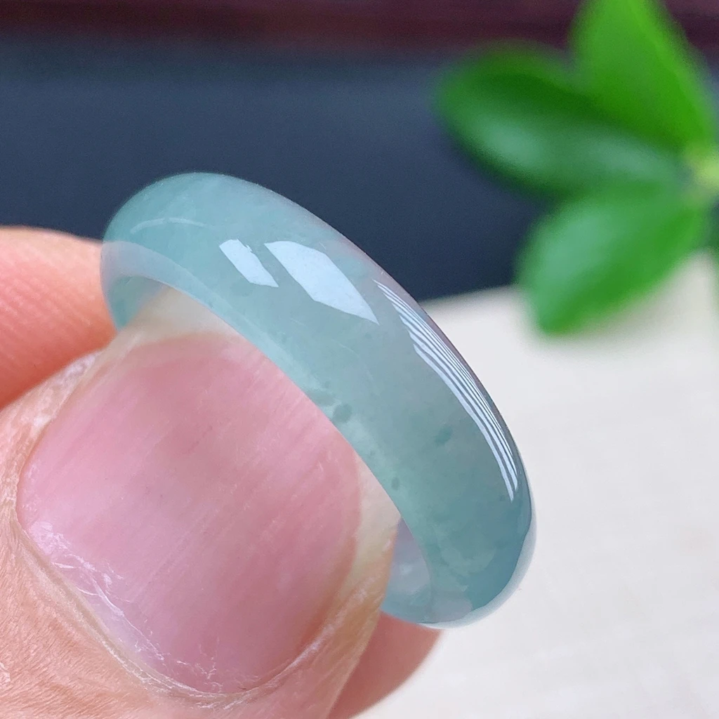 优惠内径20.4老坑冰种纯天然A货翡翠雪花棉飘淡色素面圈戒指