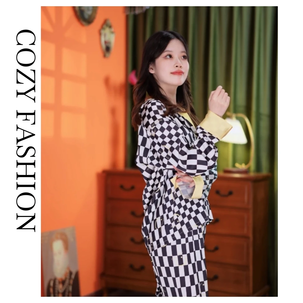 【磁性格纹 ∫ 吸引】春夏季新款轻奢时尚简约女装家居外出服