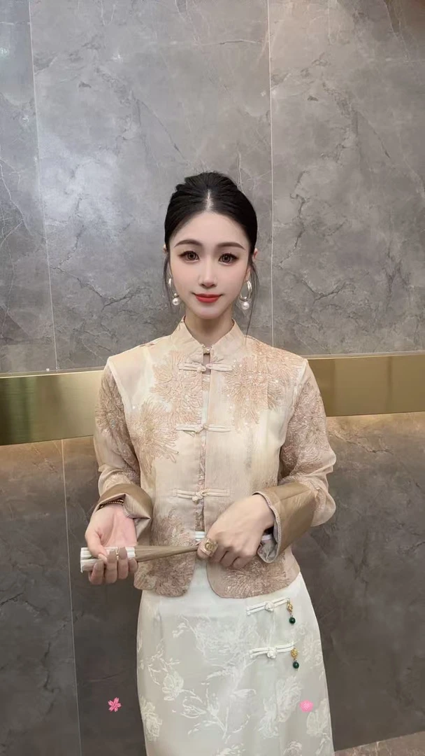 3597新国潮【花仙子】浮雕重工万针刺绣外套