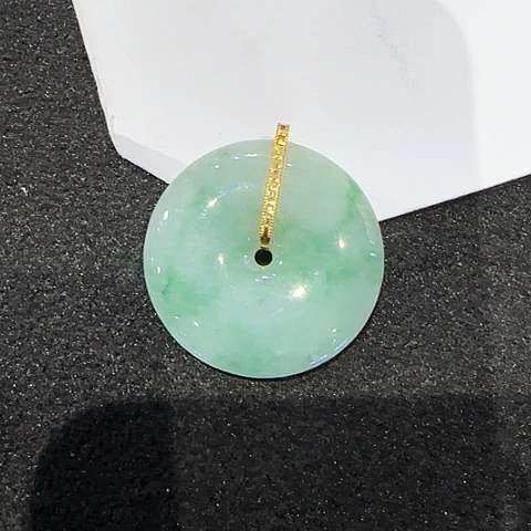 吊坠(不含链)18K金镶嵌翡翠