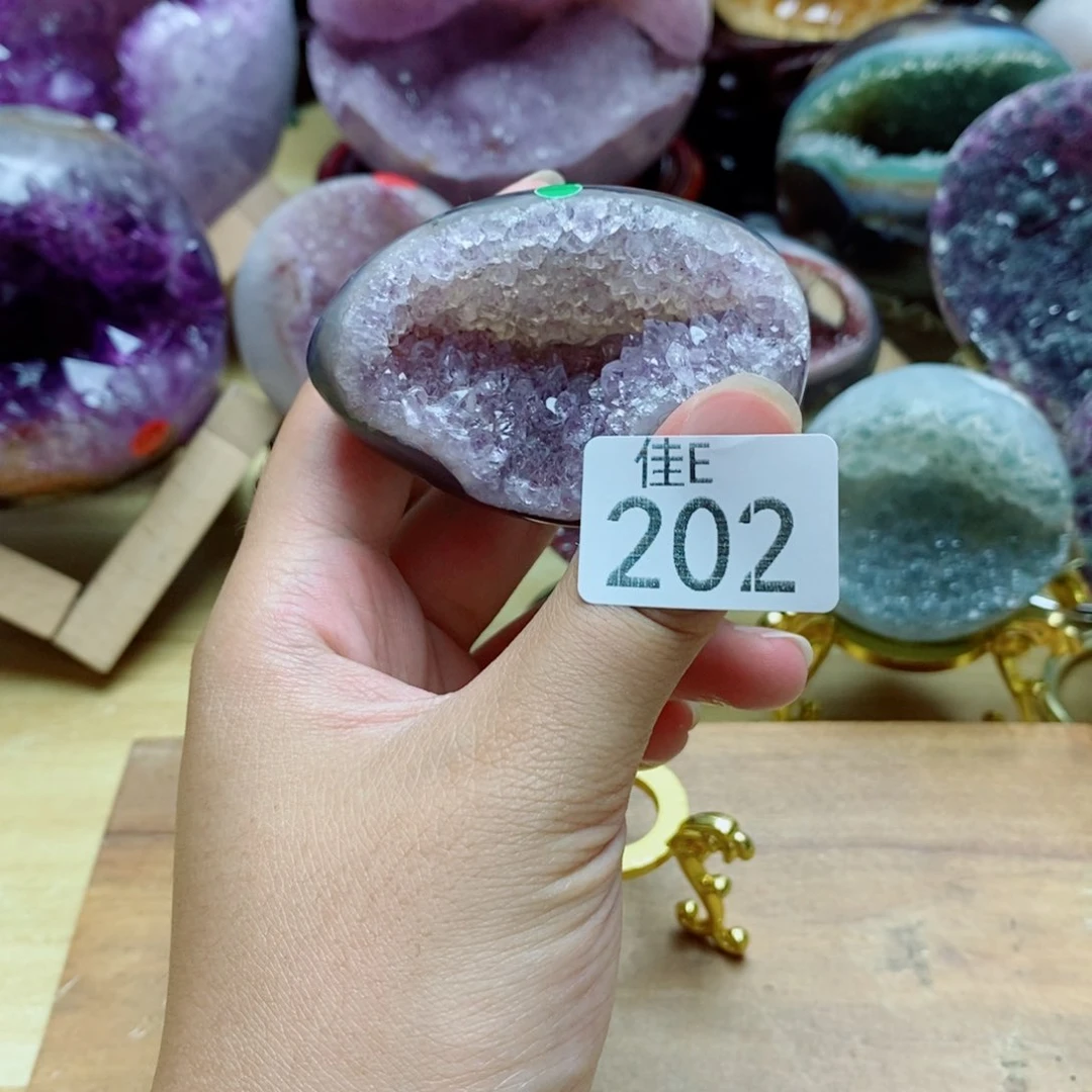 未镶嵌水晶大型摆件（非配饰）