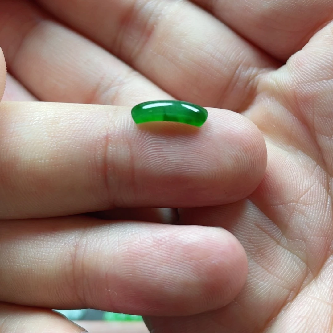 翡翠颈饰未镶嵌未