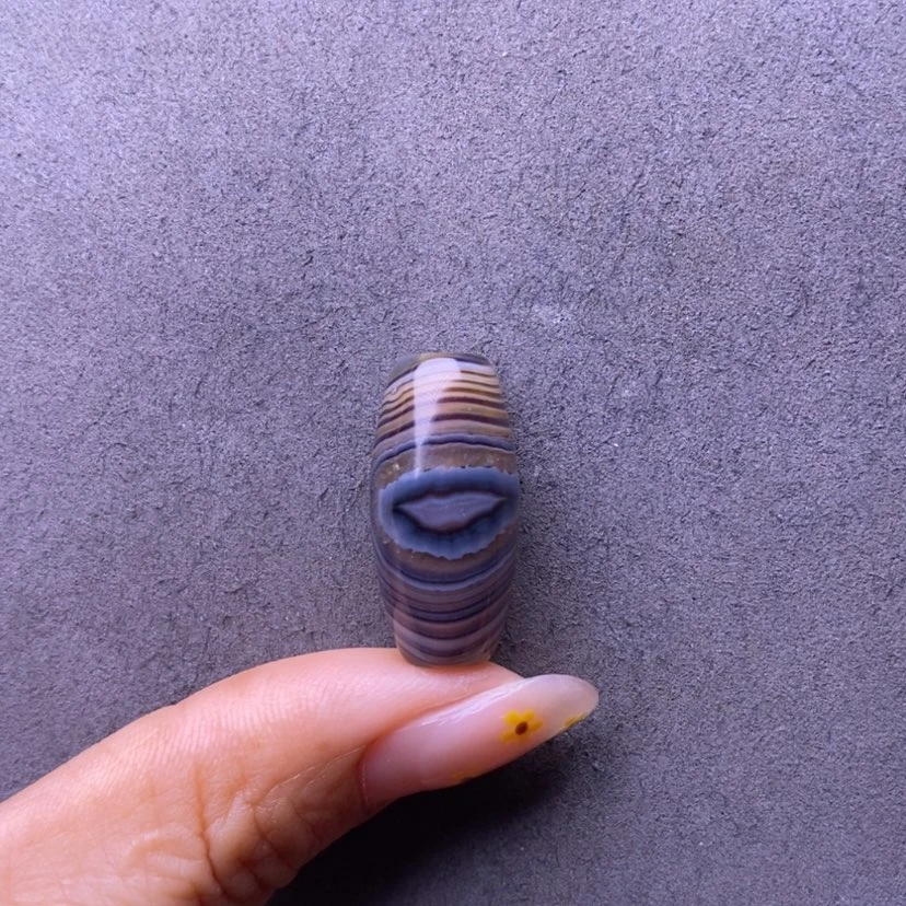 【闪购商品】未镶嵌玛瑙/玉髓珠宝奇石成**王