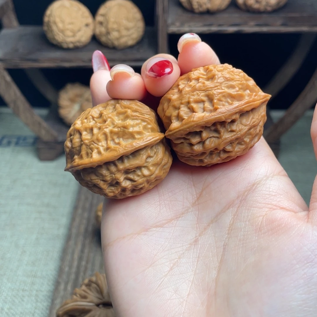 文玩核桃吊坠金牛37 全品打底精配