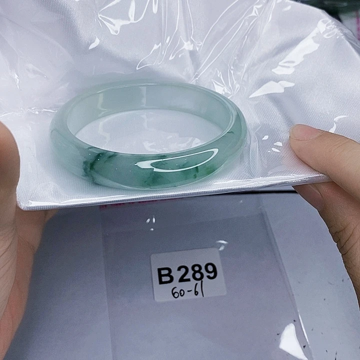 翡翠未镶嵌手镯一图一物实物为准