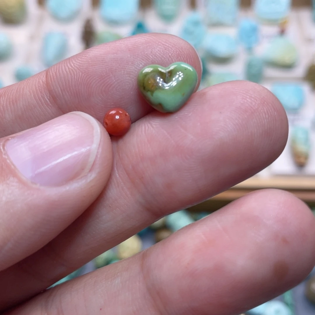 南红玛瑙配饰未镶嵌