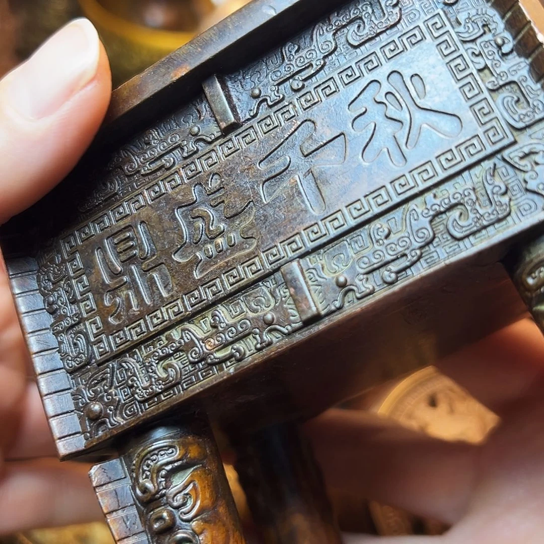 精美铜器工艺品等