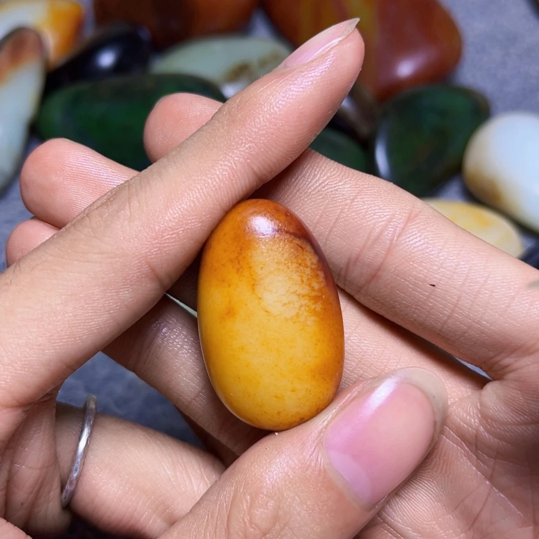 未镶嵌和田玉珠宝奇石
