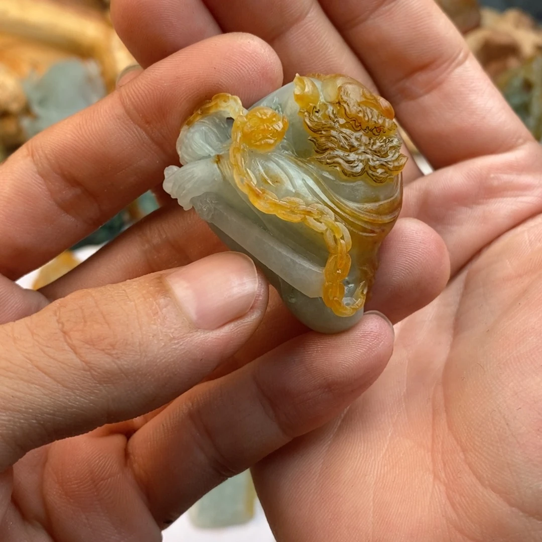 J***e定制翡翠未镶嵌翡翠