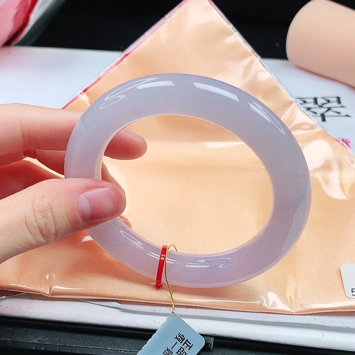 翡翠手镯（圆镯）未镶嵌缅甸天然a货手镯56