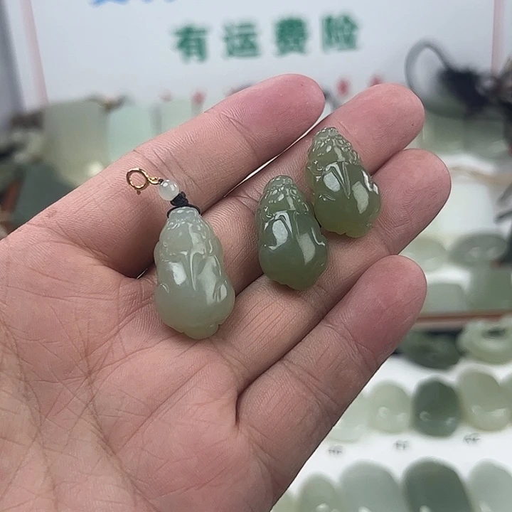 颈饰未镶嵌和田玉