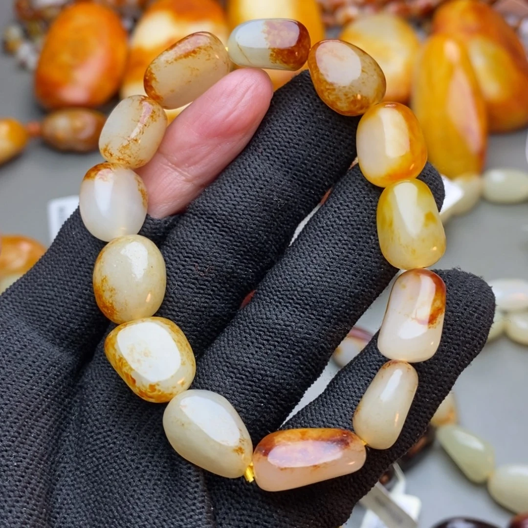 和田玉未镶嵌手链