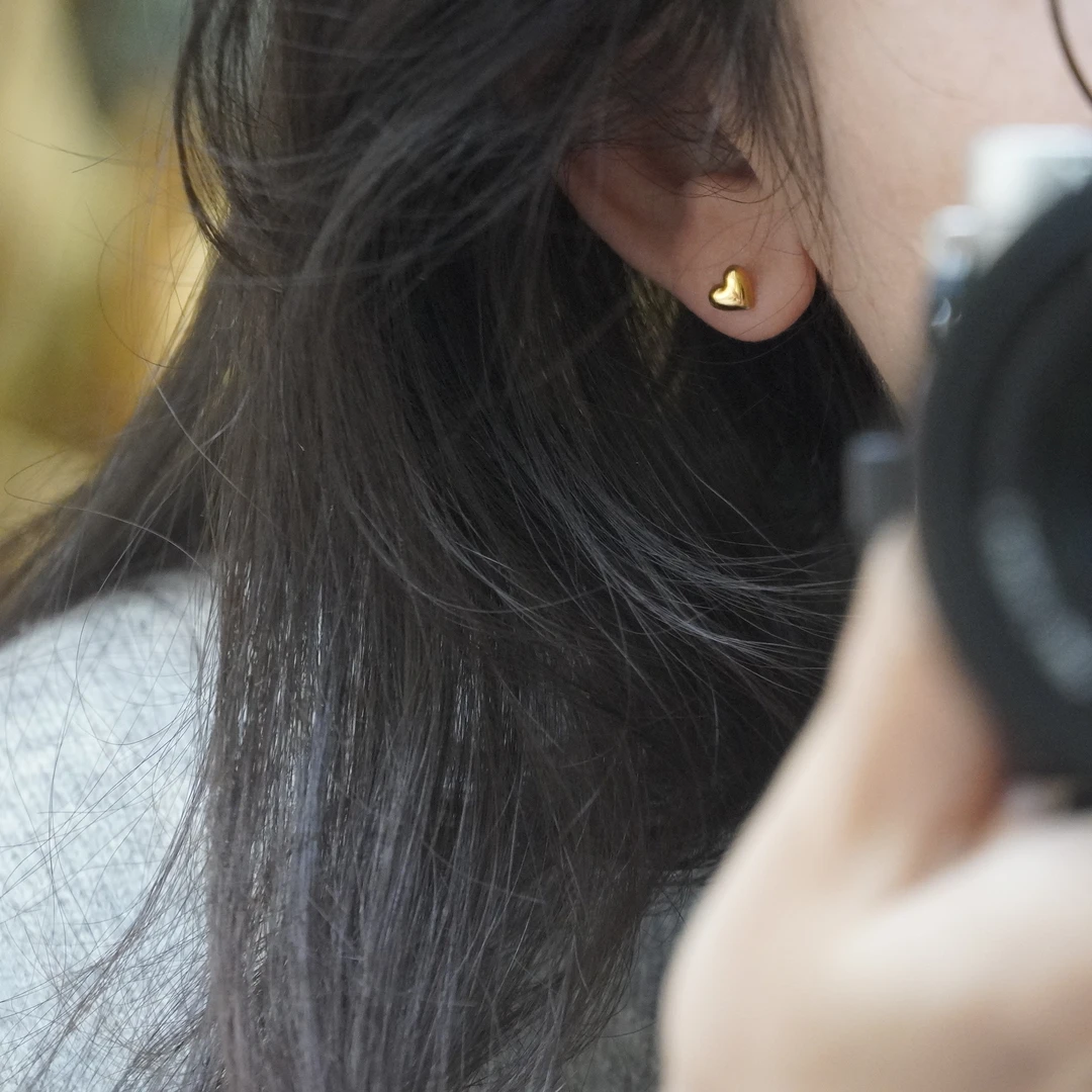 合金耳饰 不掉色 心型 耳钉 通勤 百搭 新款 小巧 精致 简约 小众