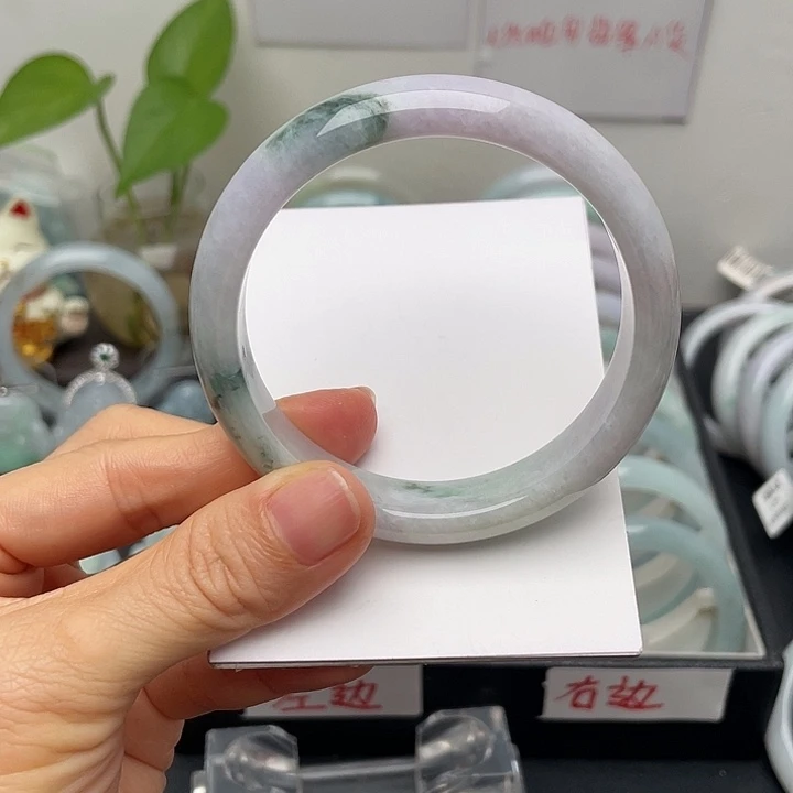 翡翠未镶嵌手镯56.8正圈