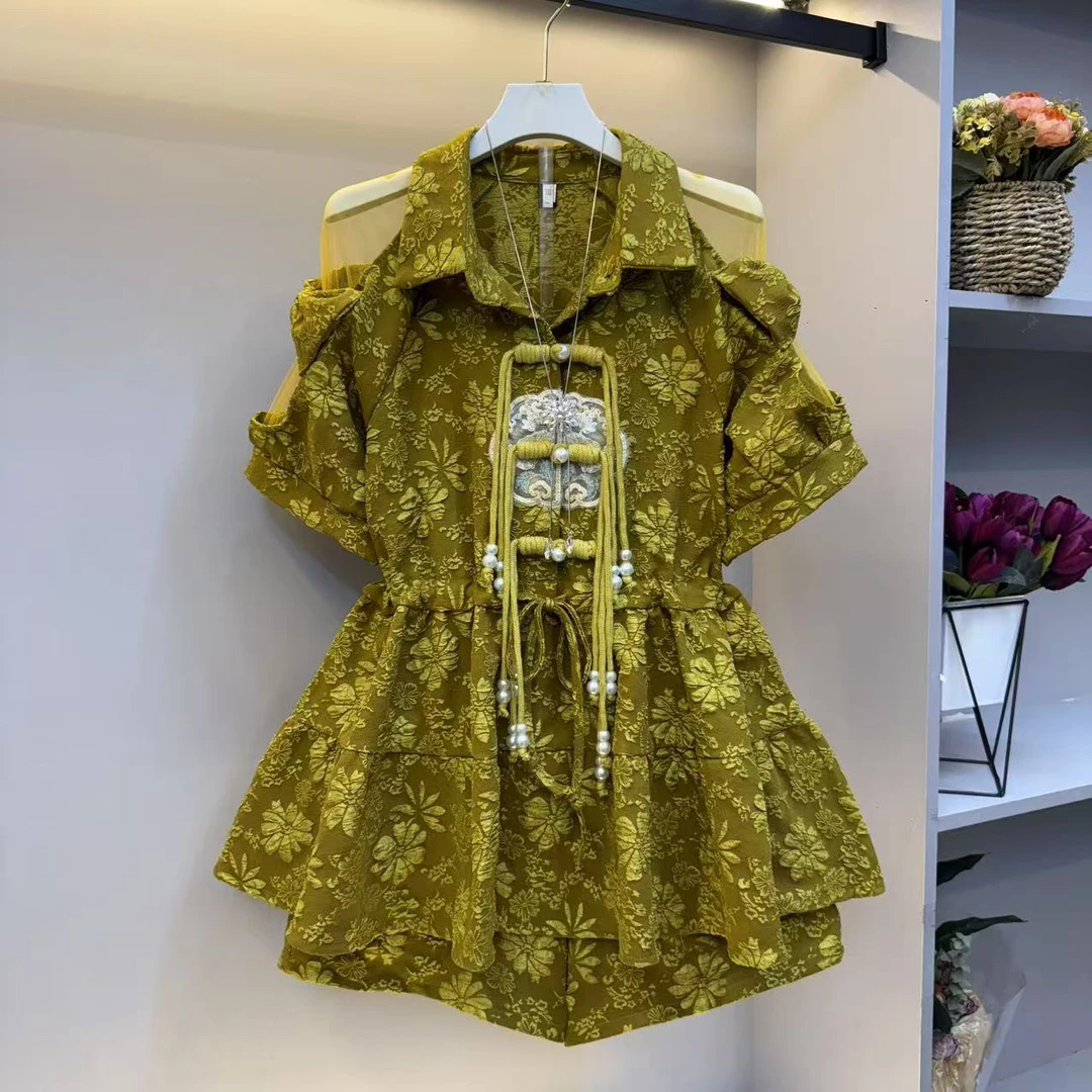 新款大码洋气复古新中式拼接网纱蝴蝶结设计收腰显瘦上衣短裤套装