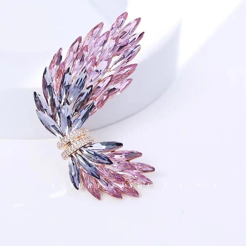 铜合金合成锆石胸针 紫罗兰水晶天使之翼高档胸针