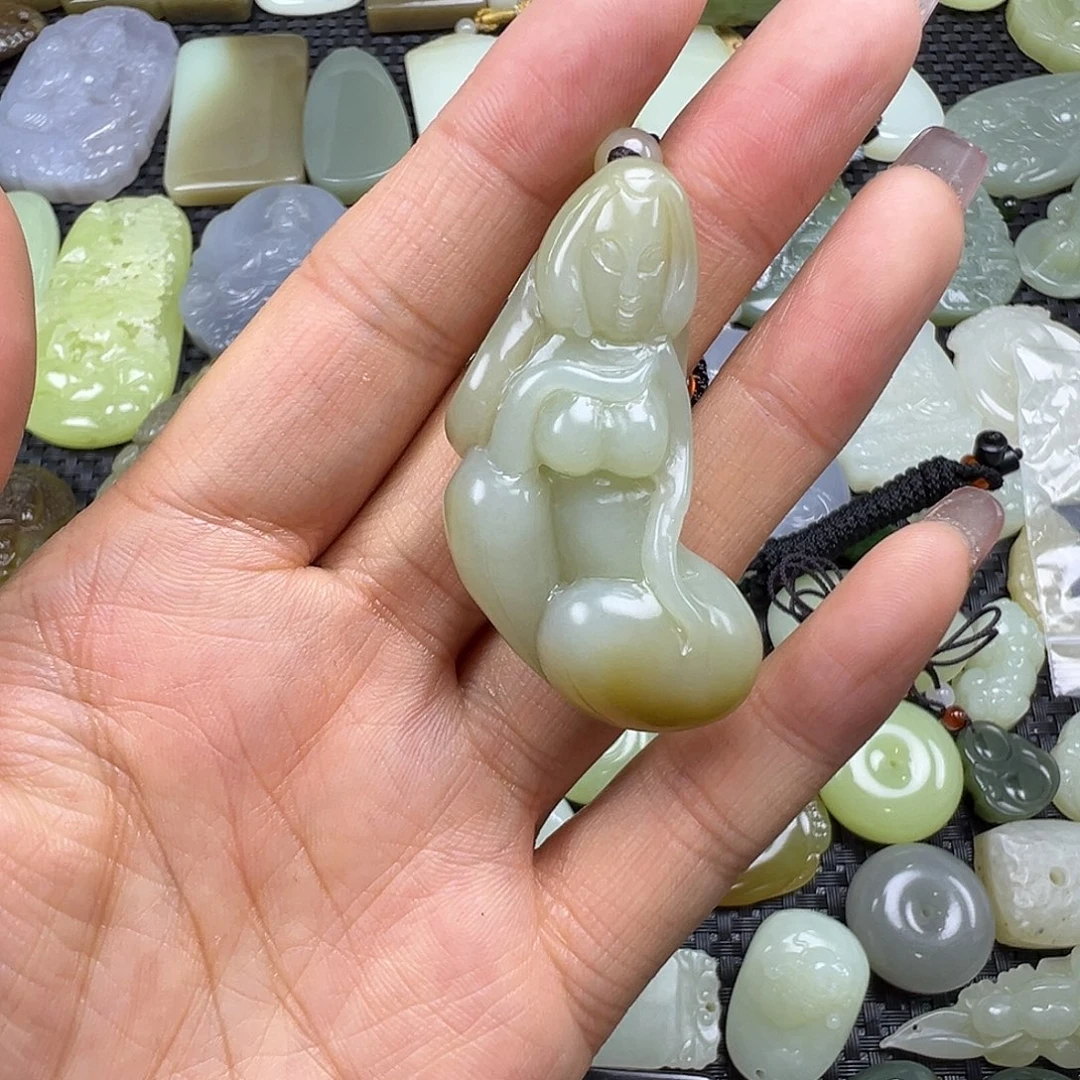 和田玉未镶嵌颈饰卡48.2