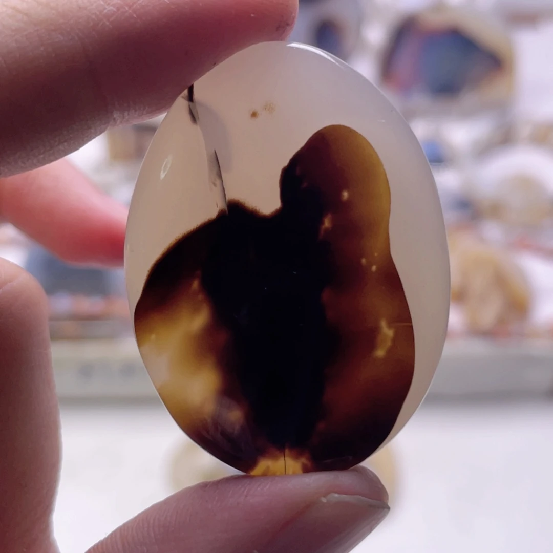 玛瑙/玉髓未镶嵌珠宝奇石