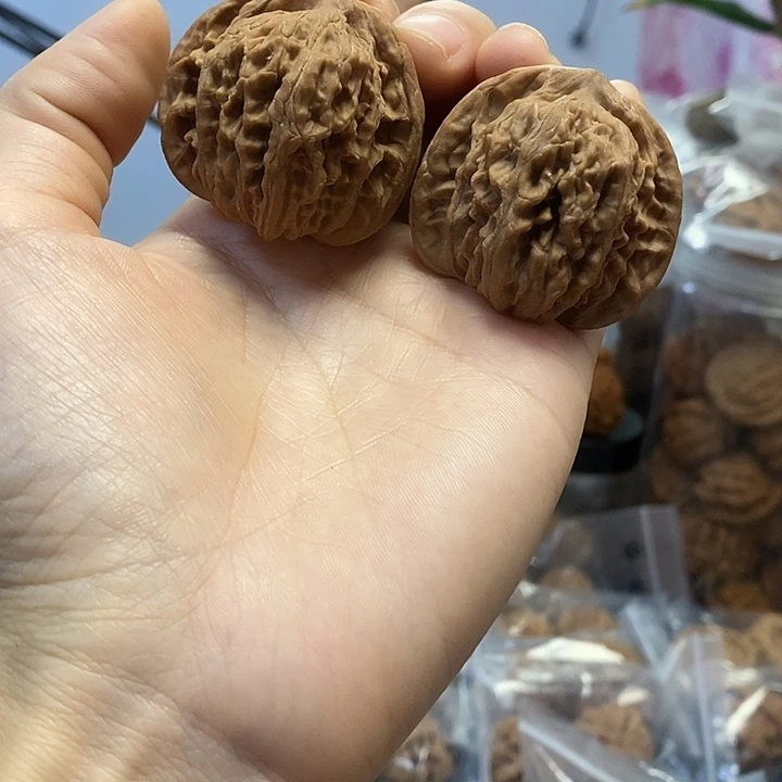 文玩核桃把件42老树四座楼