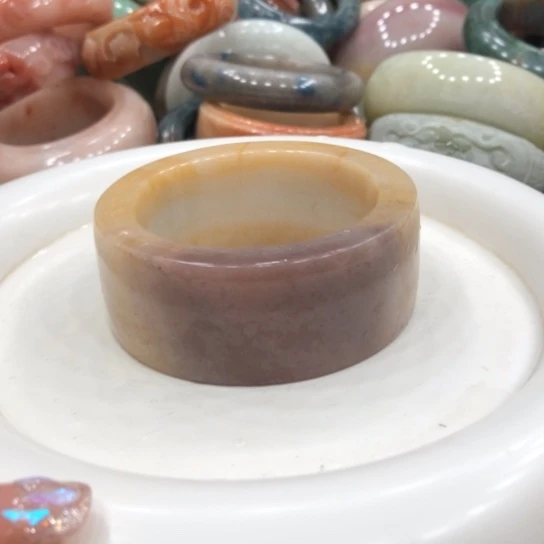 未镶嵌石英质玉珠宝半成品17