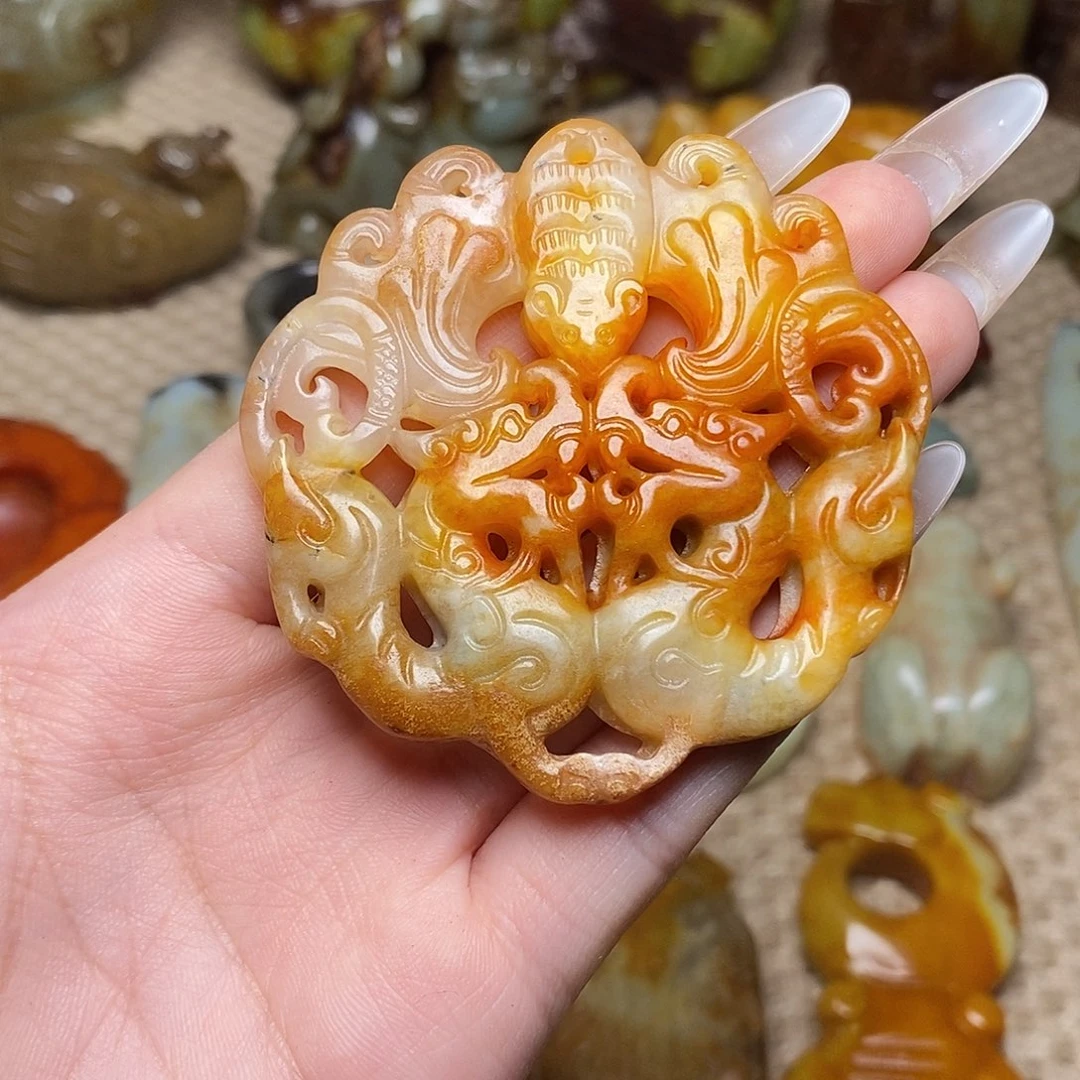 未镶嵌蛇纹石玉颈饰