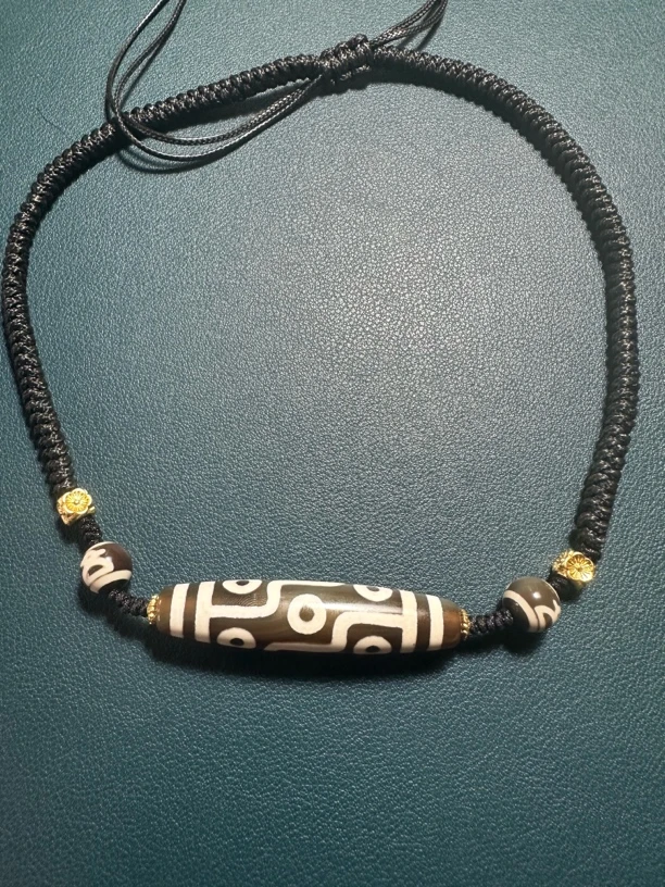 黑白折线九眼高透锁骨链