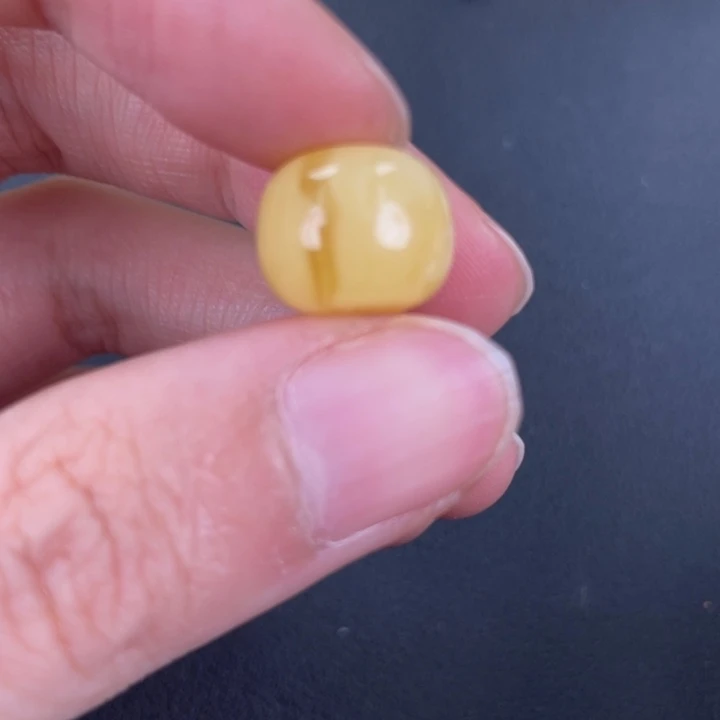 琥珀裸石未镶嵌天然12