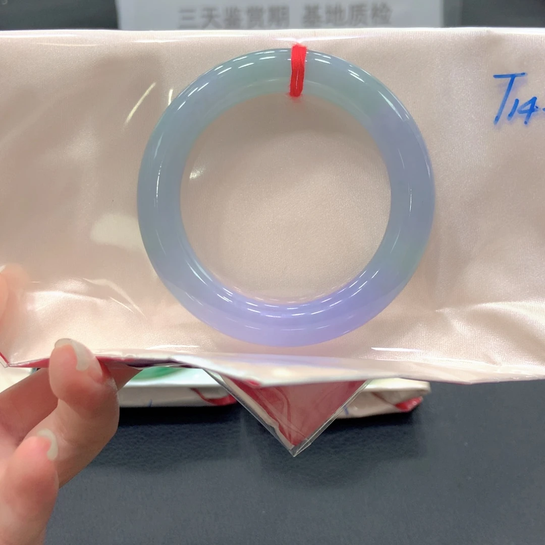 翡翠未镶嵌手镯22