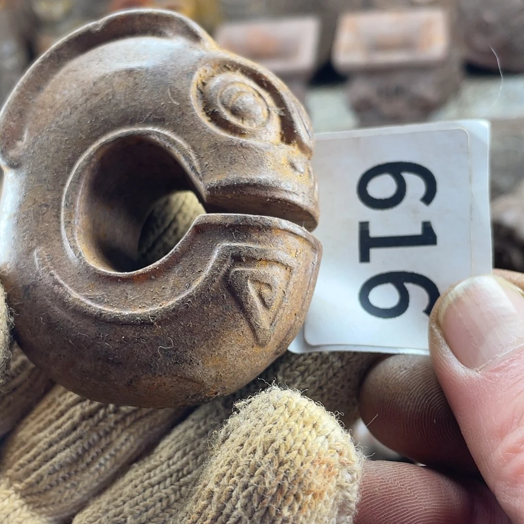 和田玉（糖玉）未镶嵌挂件