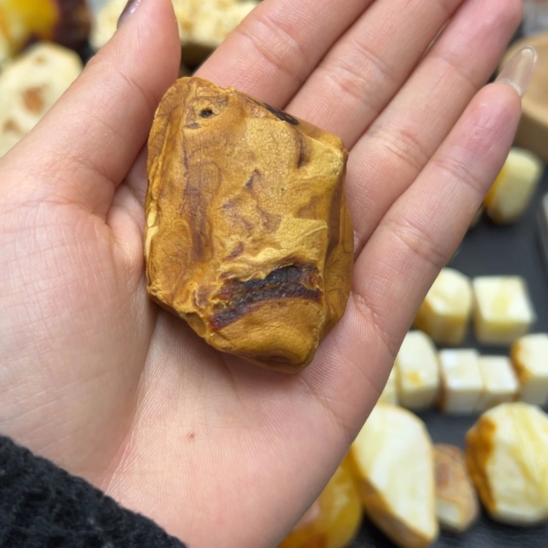 定制琥珀未镶嵌一**过蜜蜡