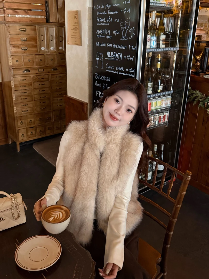 【暖绒云镜】冬季韩系温柔保暖马甲外套女气质宽松加厚毛毛开衫上衣