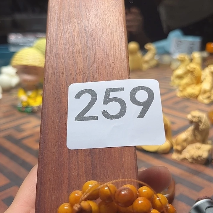 大叶紫檀（黑酸枝木类）