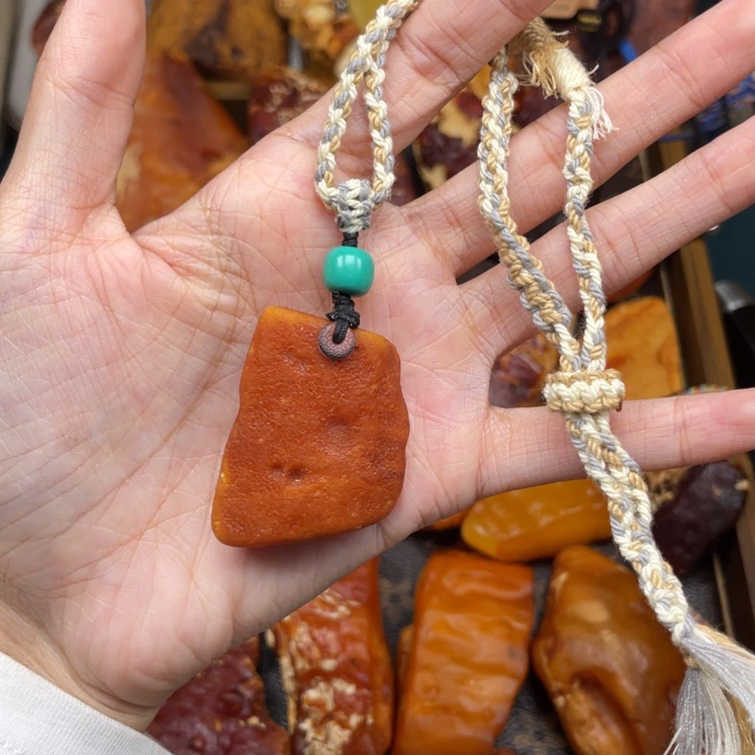 琥珀未镶嵌珠宝奇石