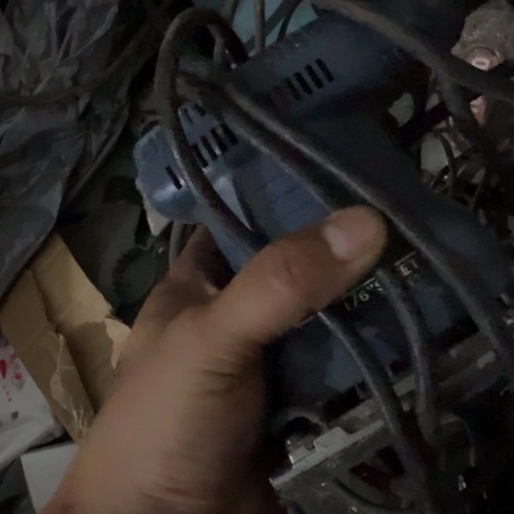 日本良明抛光机一台