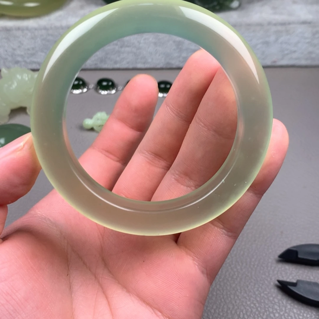 【闪购商品】未镶嵌蛇纹石玉岫玉60