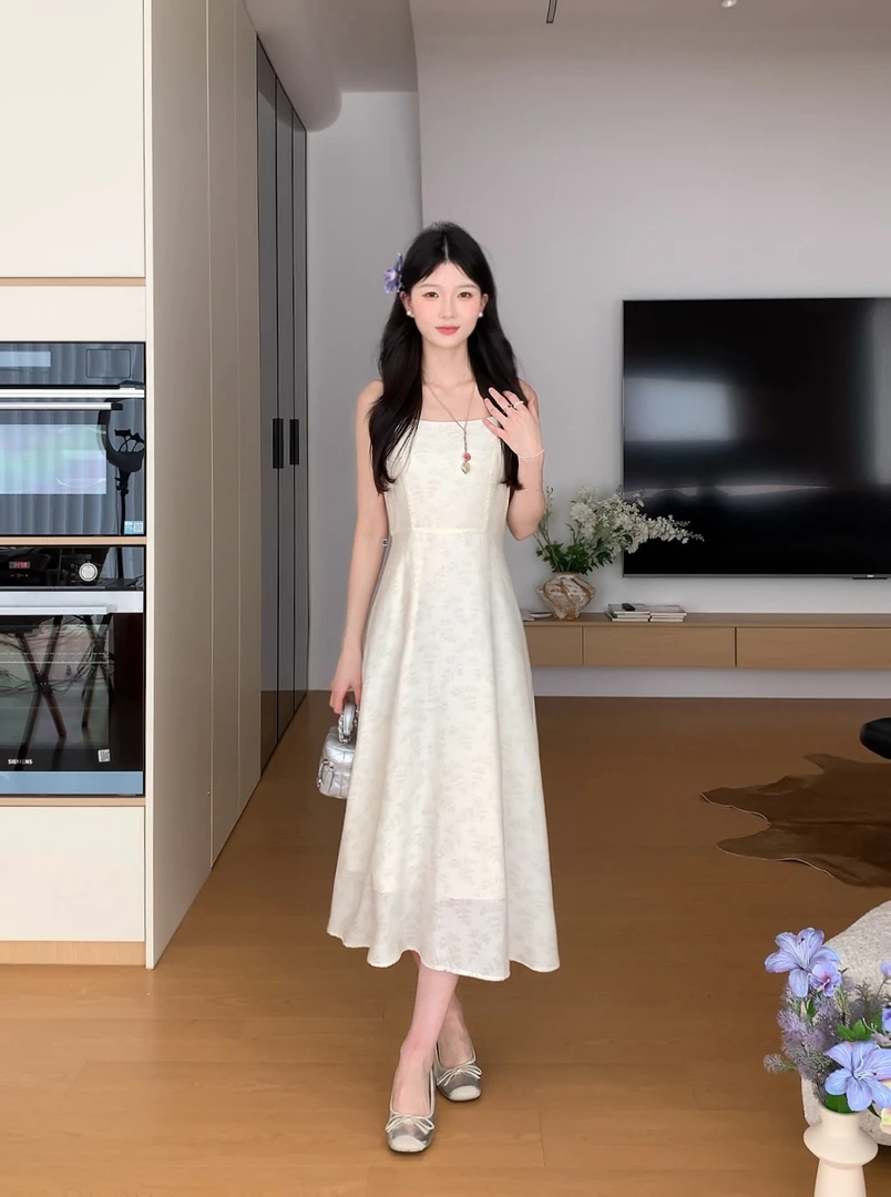 鹿向南「紫提花藤」新款甜美度假风连衣裙上衣小众两件套DYL661672