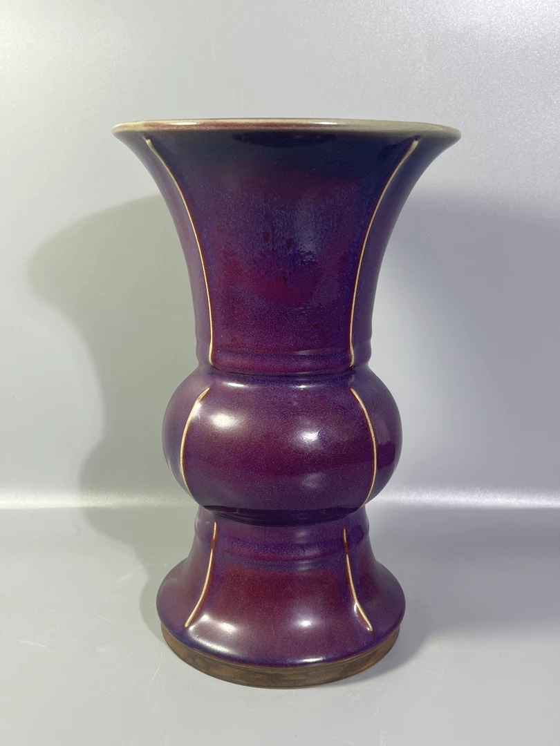 钧窑玫瑰紫花觚瓶，喜欢可私聊或拍下！