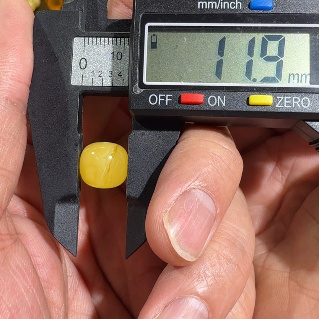 琥珀裸石未镶嵌11.9mX11m老型单珠