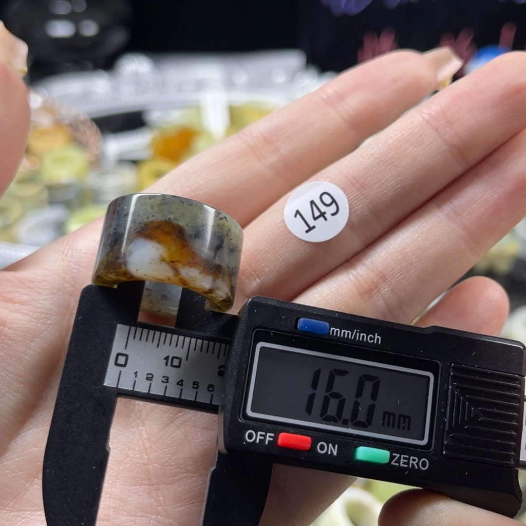 蛇纹石玉未镶嵌戒指