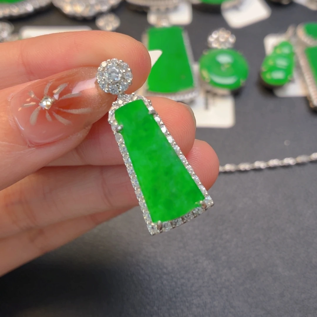 翡翠银S925镶嵌颈饰