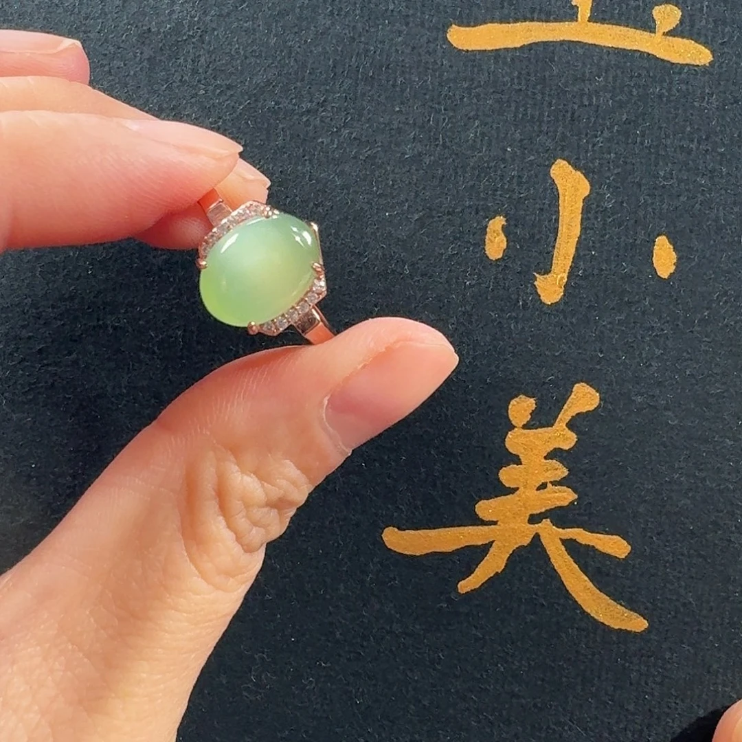 和田玉未镶嵌颈饰黑羊洞碧玉