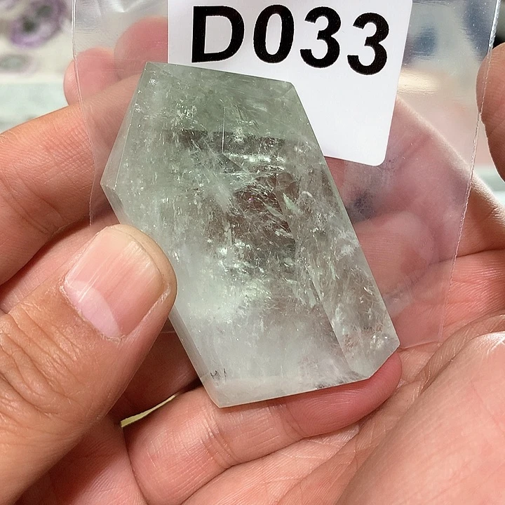 绿水晶天然水晶柱子D033未镶嵌大*饭