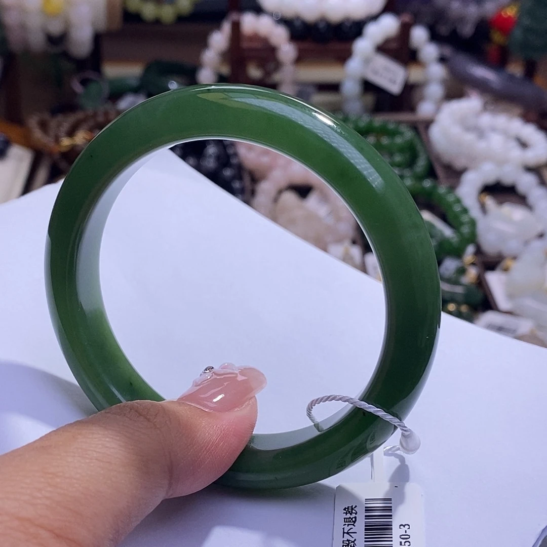 颈饰未镶嵌和田玉收藏级60碧玉老矿料高冰阳绿手镯