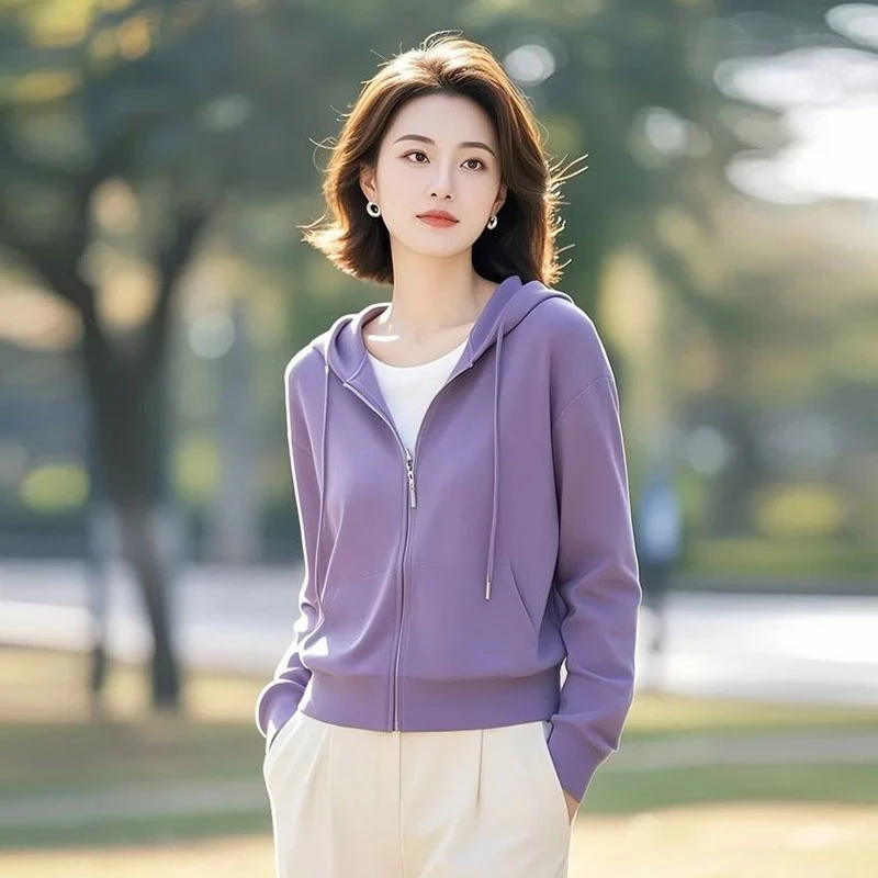 减龄洋气小个子短款卫衣2025开春新款休闲百搭漂亮紫色连帽外套