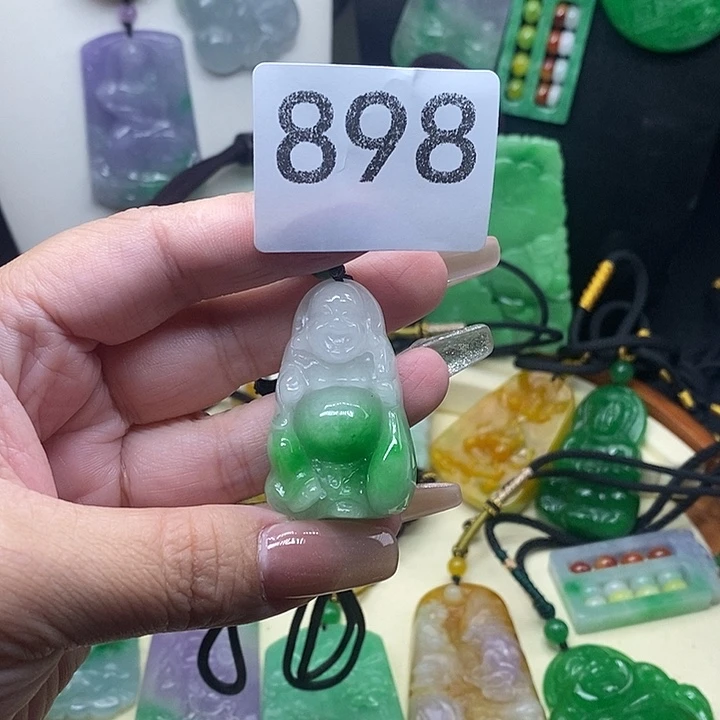 翡翠未镶嵌吊坠(赠链)