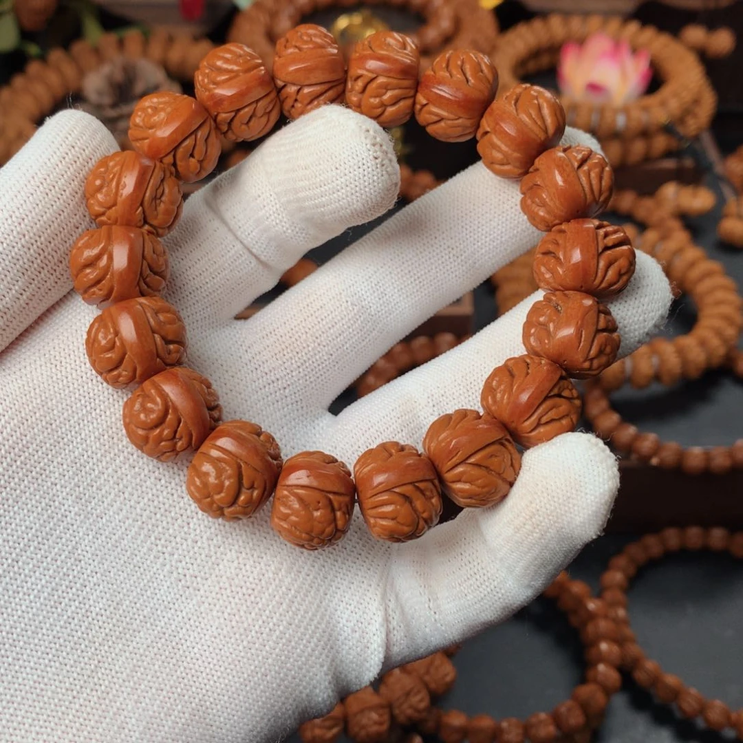 桃核吊坠❄️****17红皮满天星